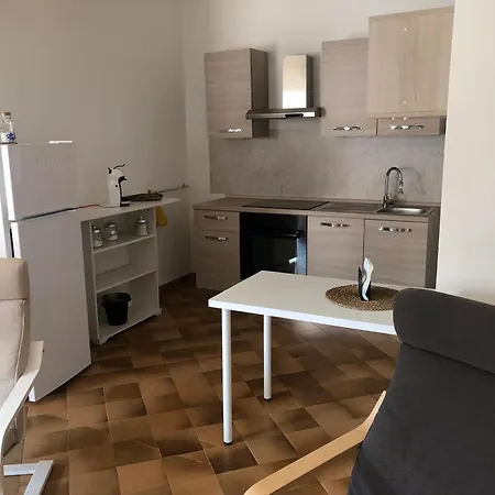 Chira House * Santa Marinella